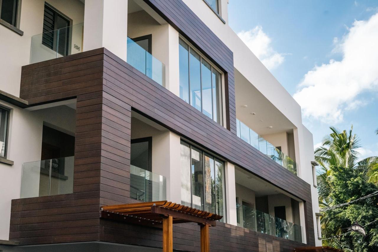 Black Marlin Apartments بيريبير المظهر الخارجي الصورة