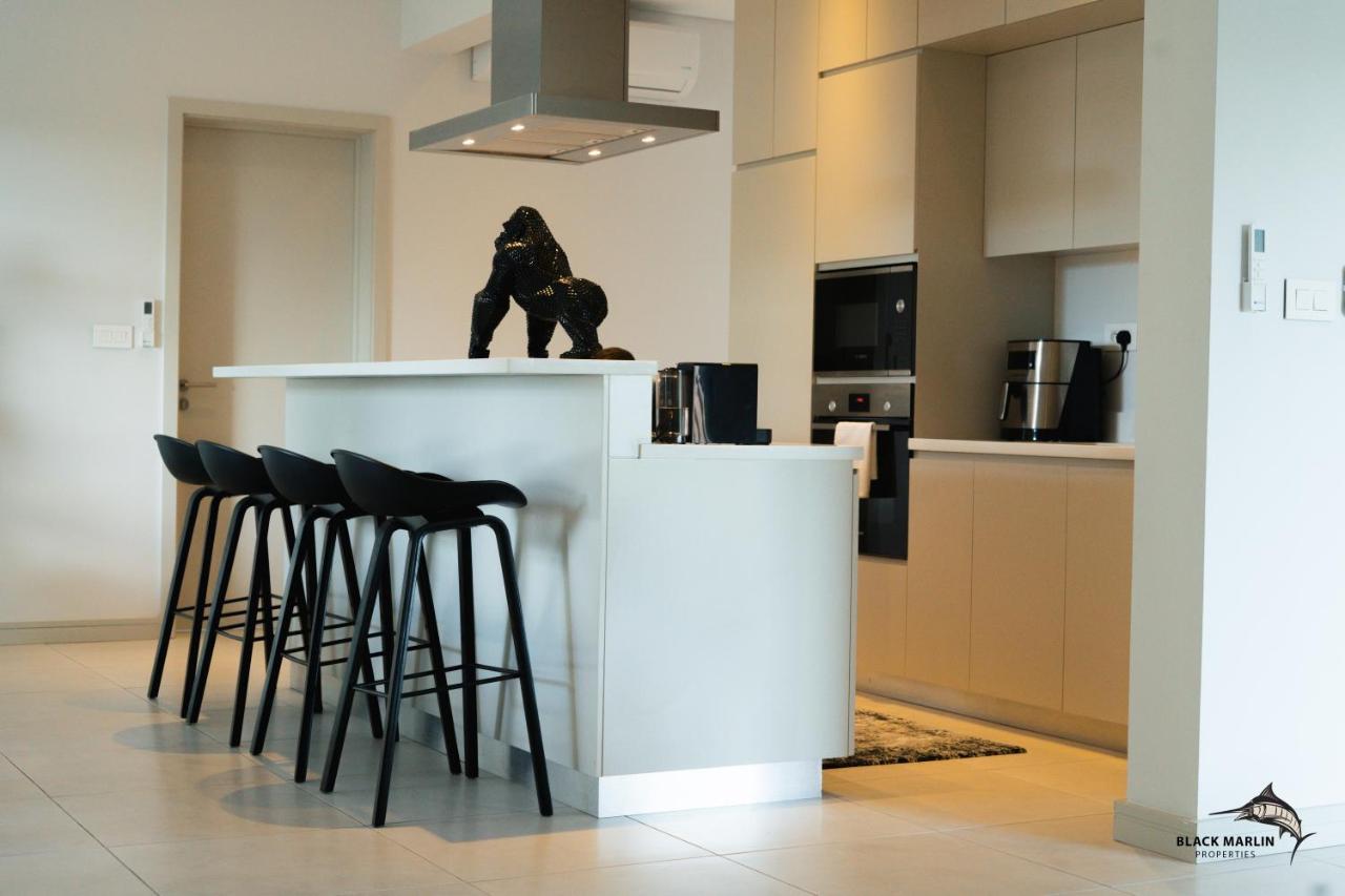 Black Marlin Apartments بيريبير المظهر الخارجي الصورة