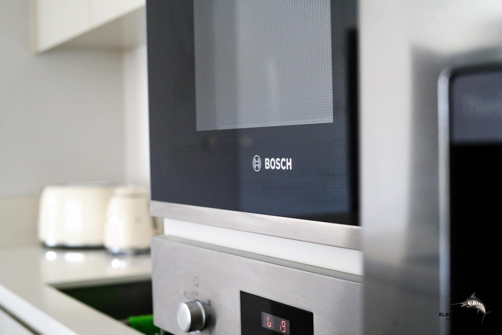 Black Marlin Apartments بيريبير المظهر الخارجي الصورة